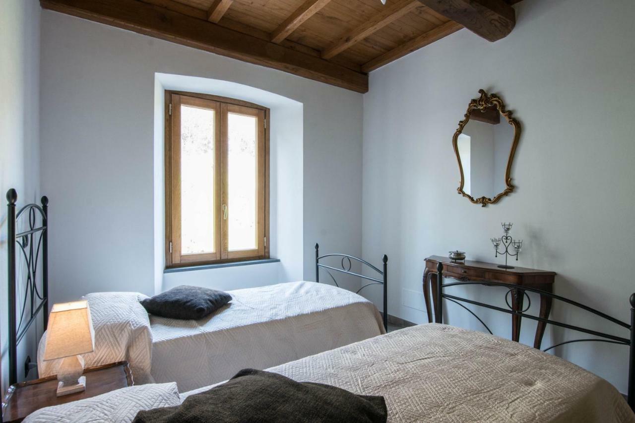 Le Casine Del Borgo Bed and Breakfast Borgo a Mozzano Exteriör bild